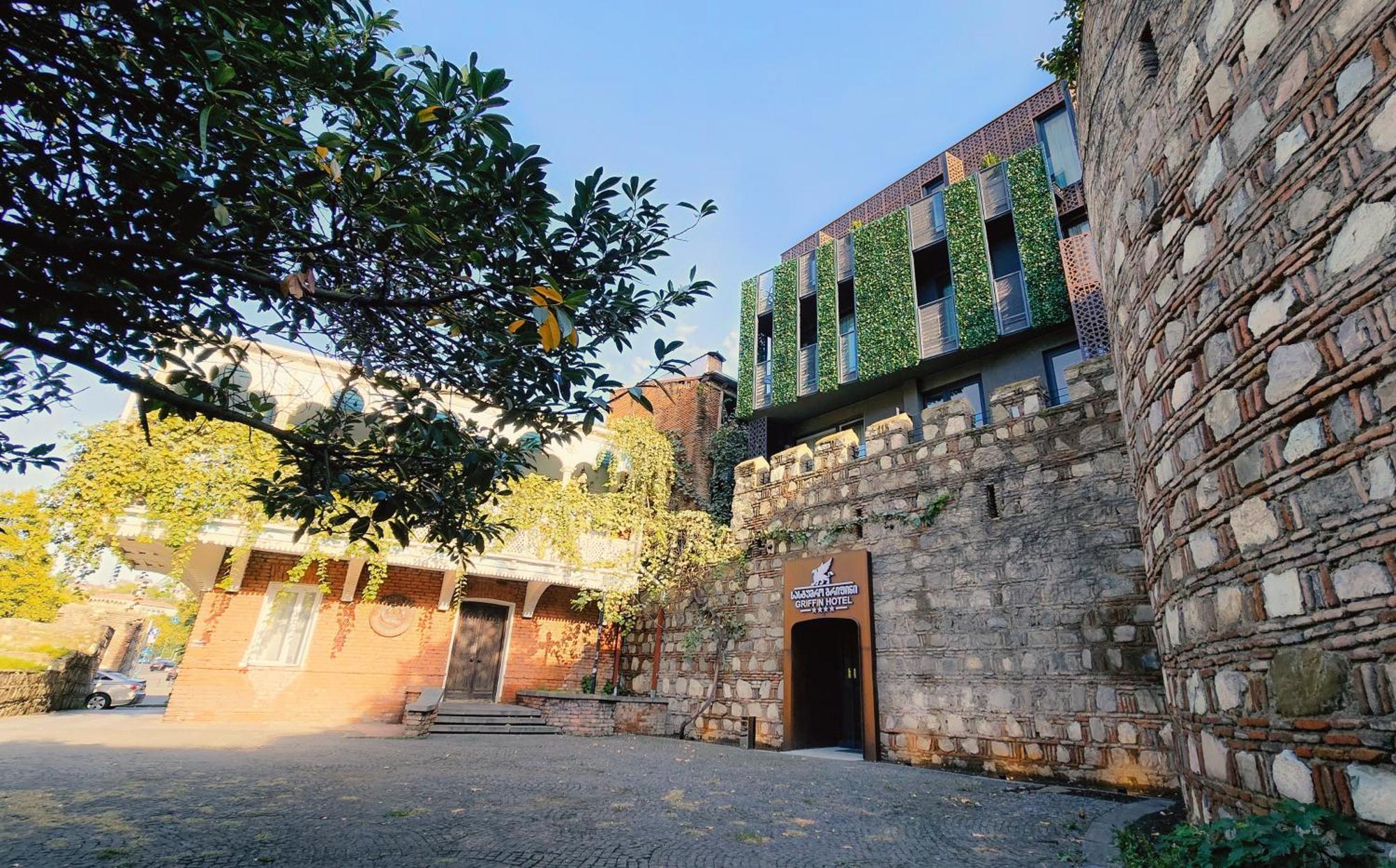 Griffin Hotel Tbilisi Buitenkant foto
